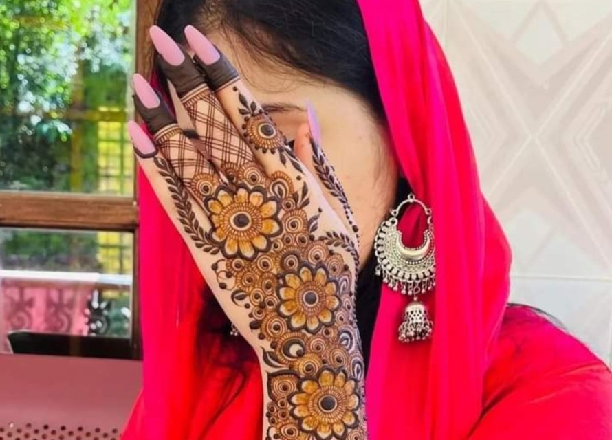 Arabic Mehndi Artist Delhi